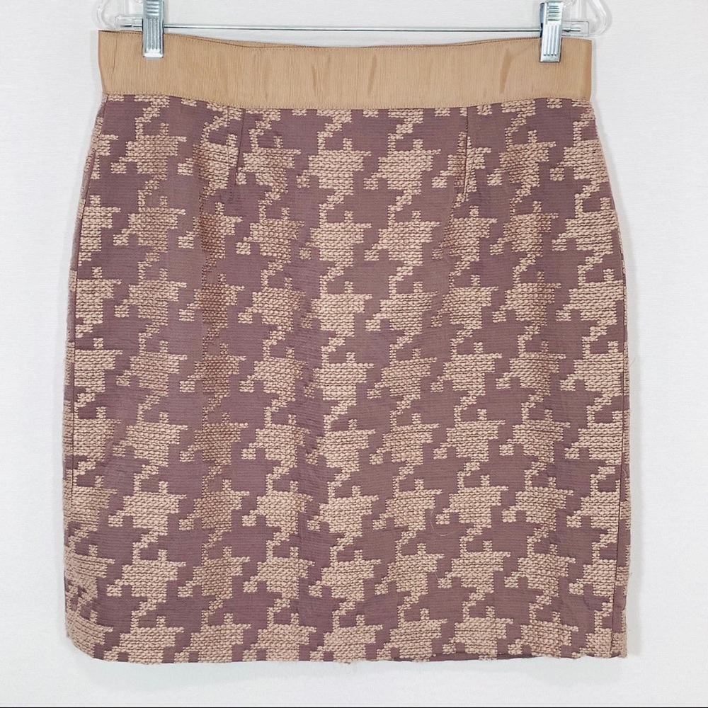 LOFT 2 Pencil Skirt  Embroidered Houndstooth